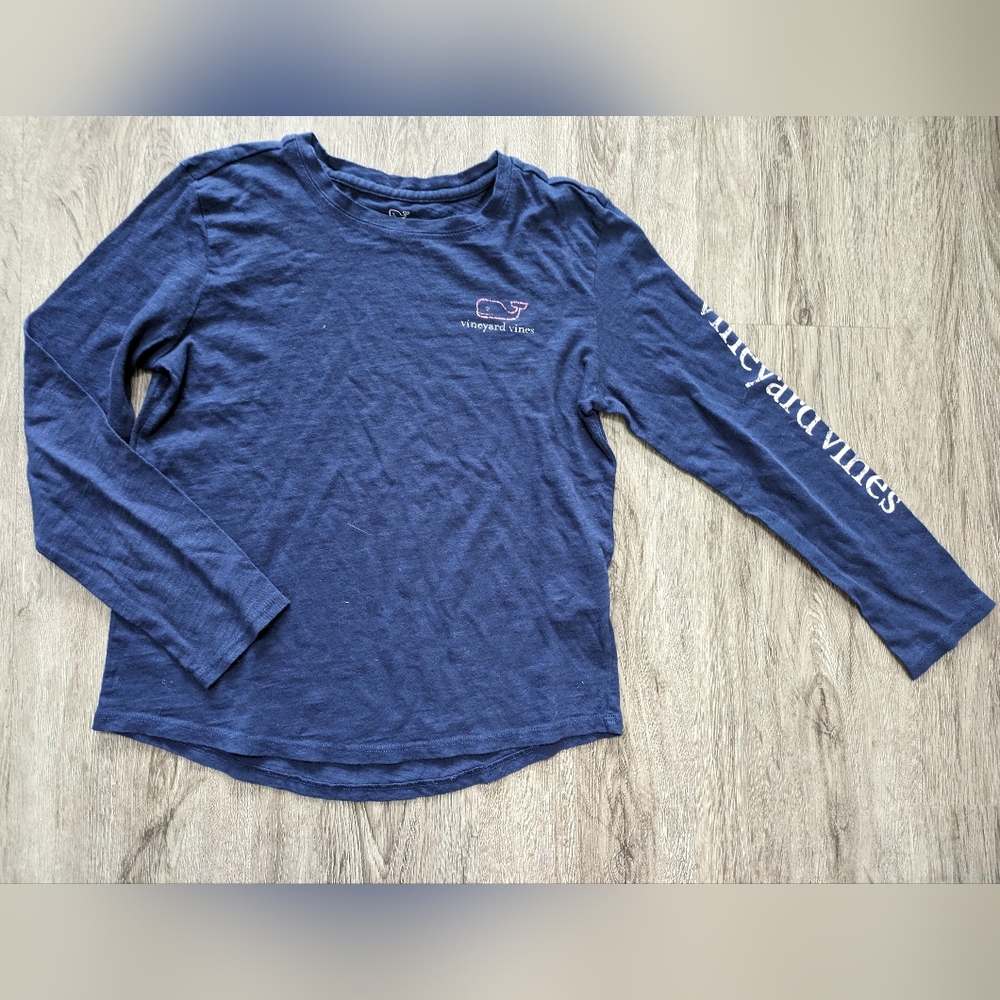 Vineyard Vines, girls size medium 10-12 long sleeve tee